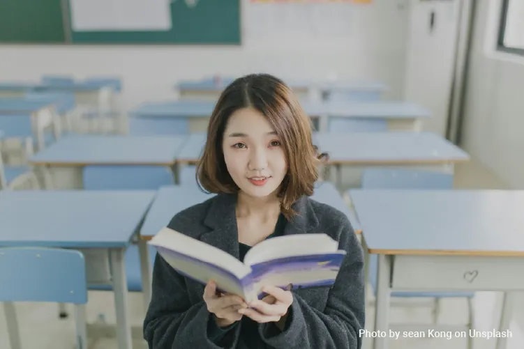 How to Up Your Language Game in Singapore : Foundational English Courses